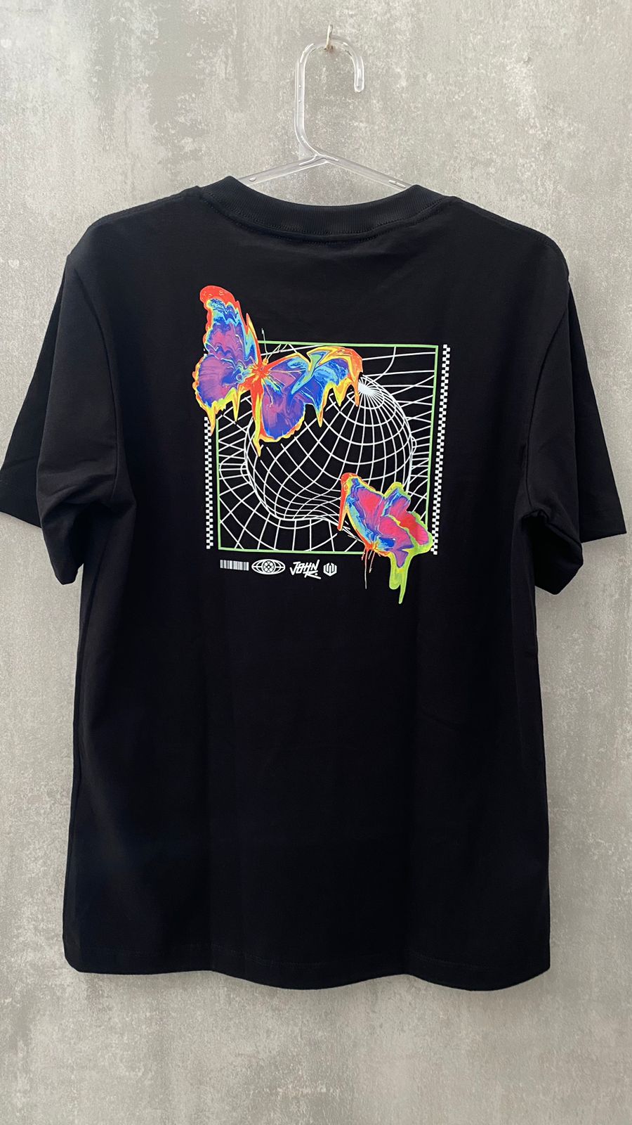 Camiseta John Roger Dimensional Preto