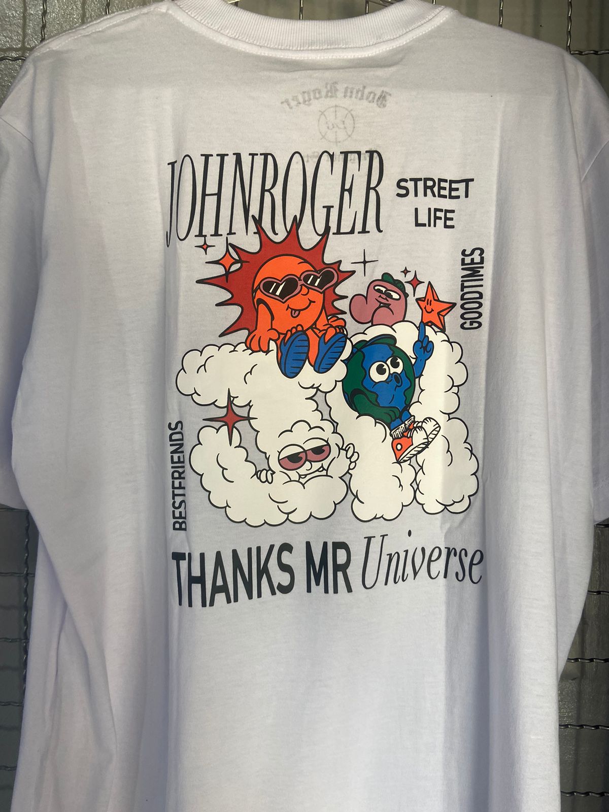 Camiseta John Roger Mundo Branco