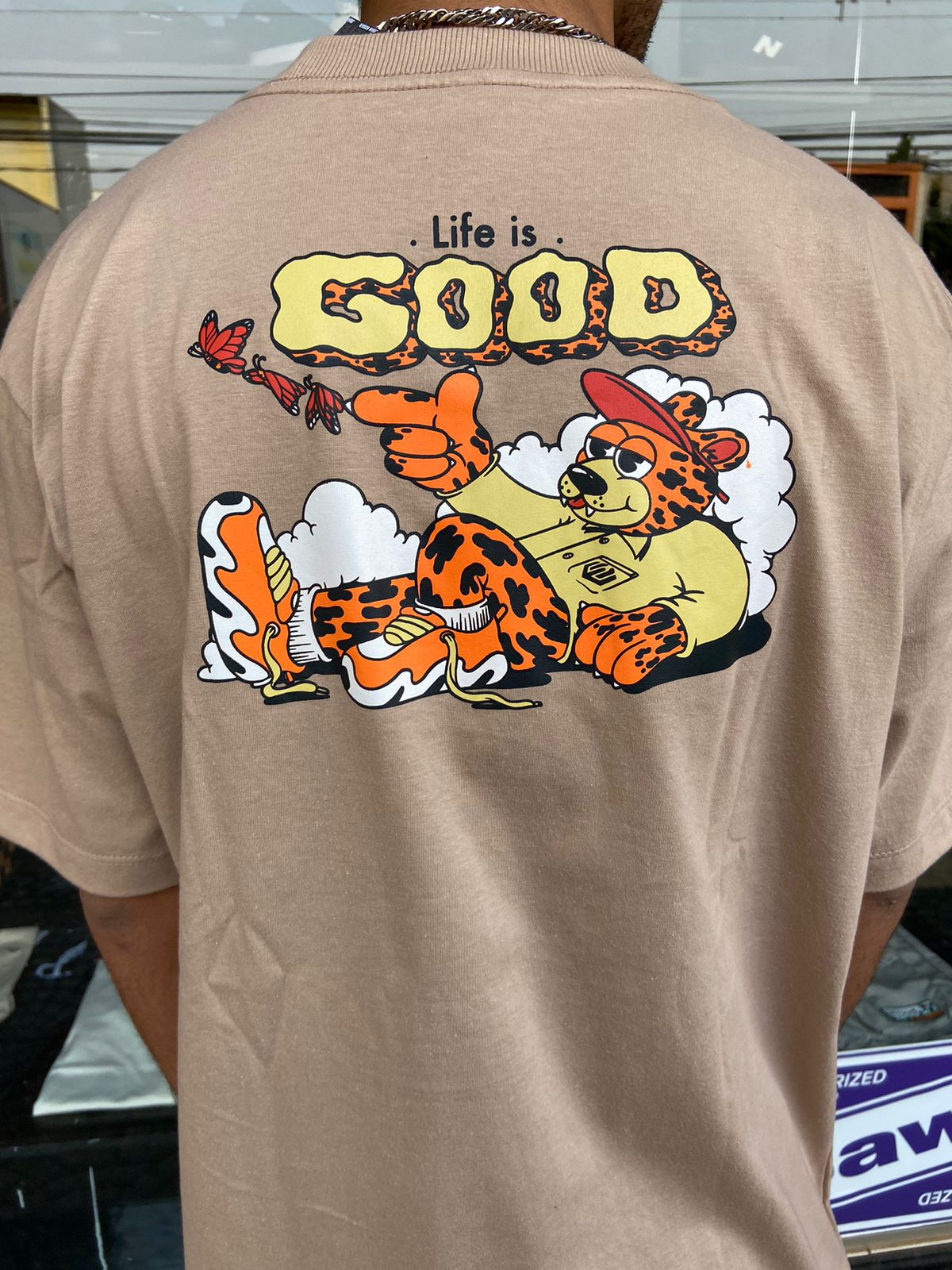 Camiseta John Roger Life Is Good Bege