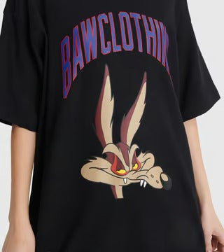 Camiseta Baw New Over Coyote Looney