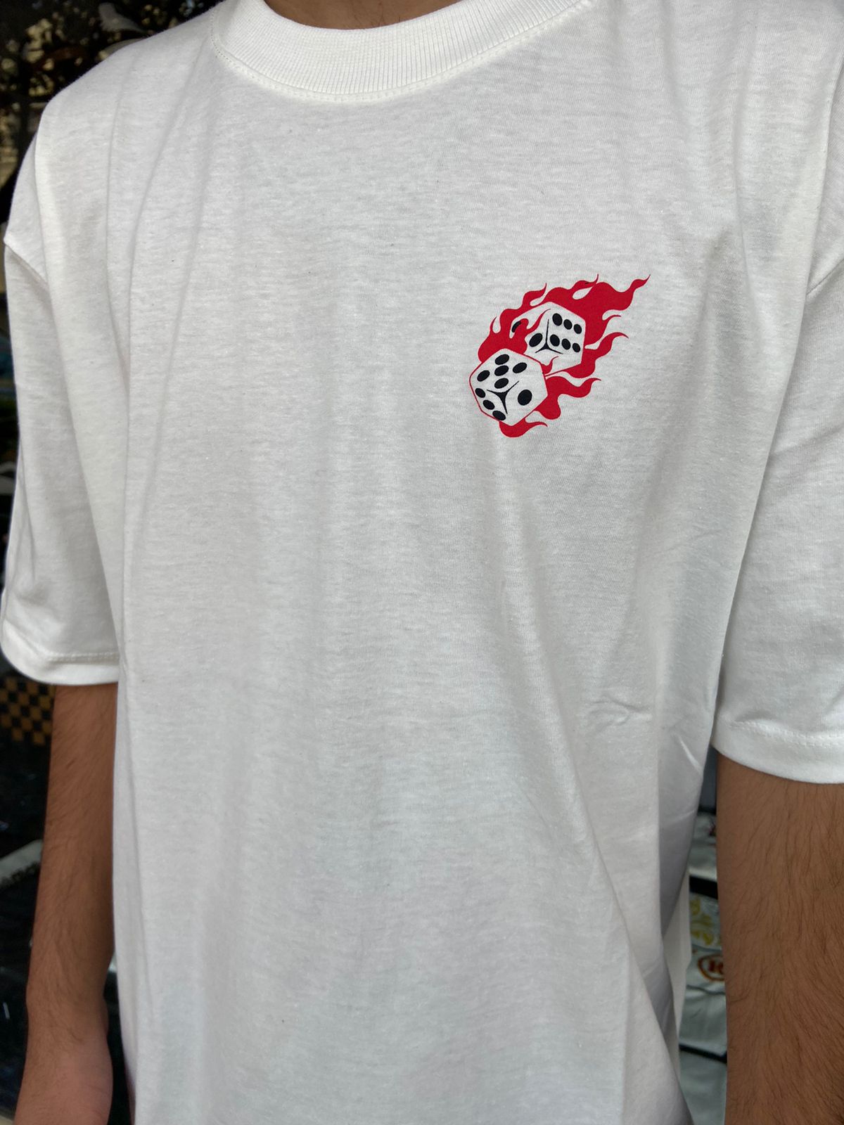 Camiseta John Roger Dice Off White